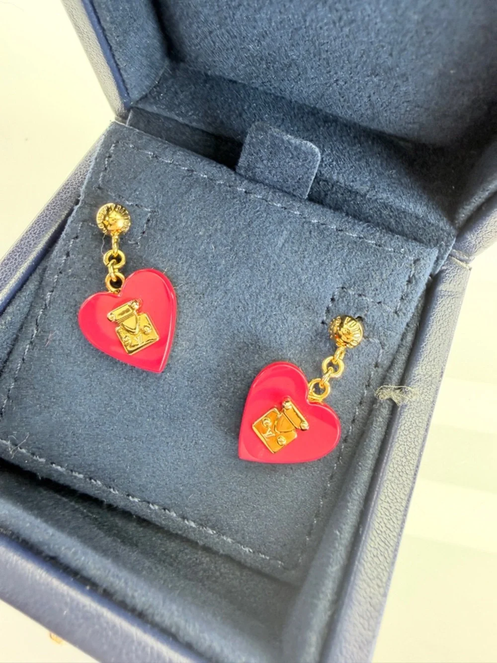 Louis Vuitton Lock Me Heart Earrings Pomme D'Amour